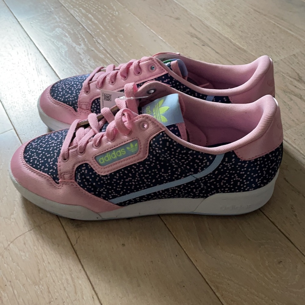 New Adidas  sneakers